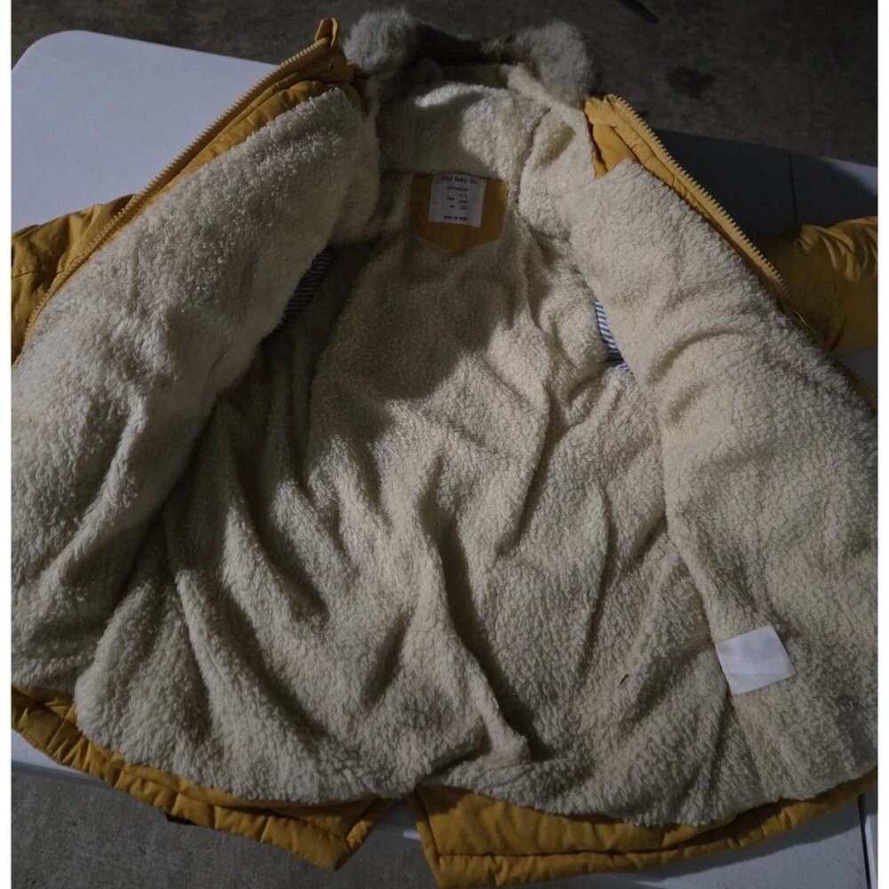ZCLA Baby-Ru Yellow Hooded Jacket – Fleece Lined – Kids Size 5/6 (120cm)
